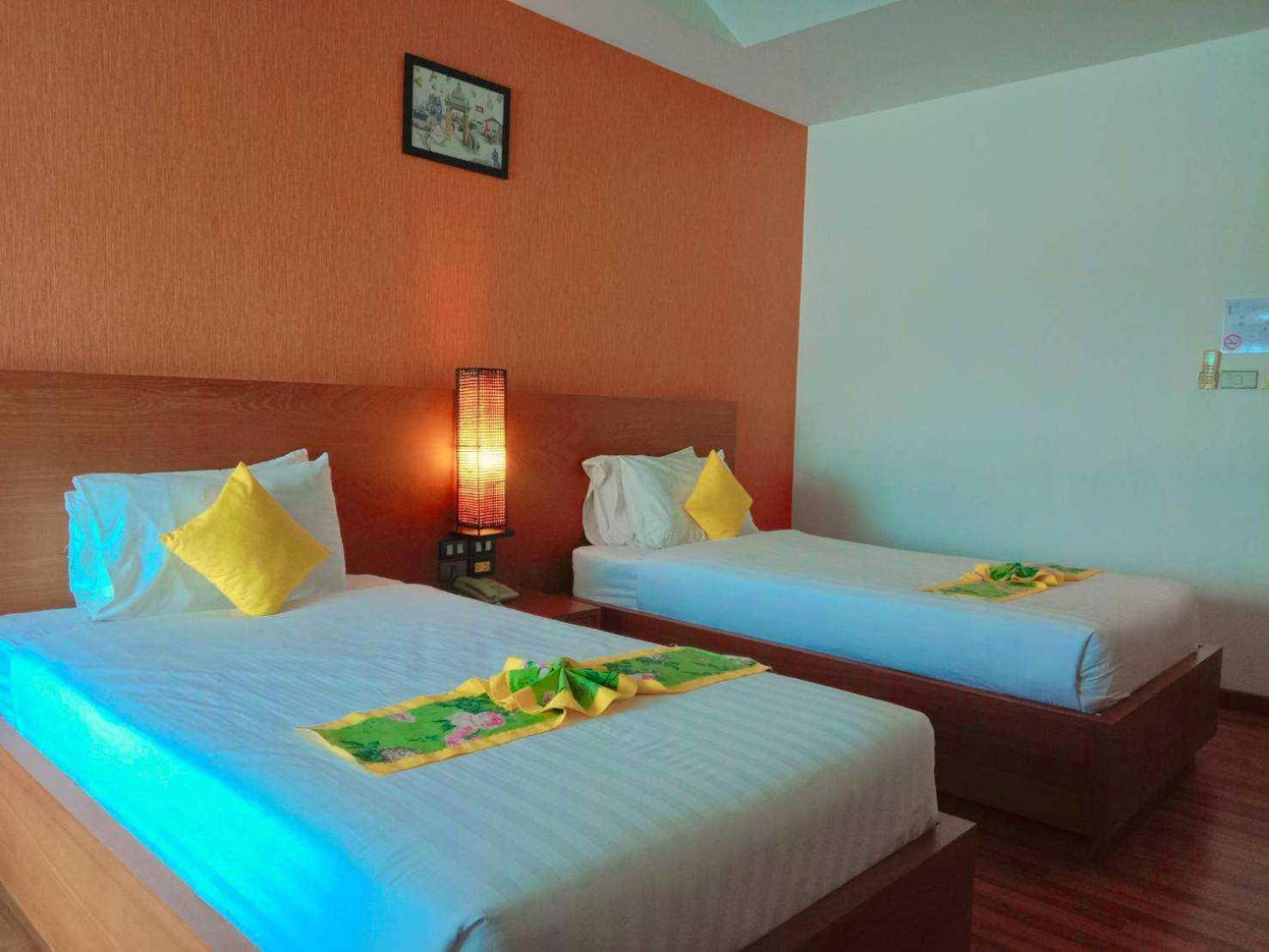 Jingjit Hotel Krabi town Екстериор снимка